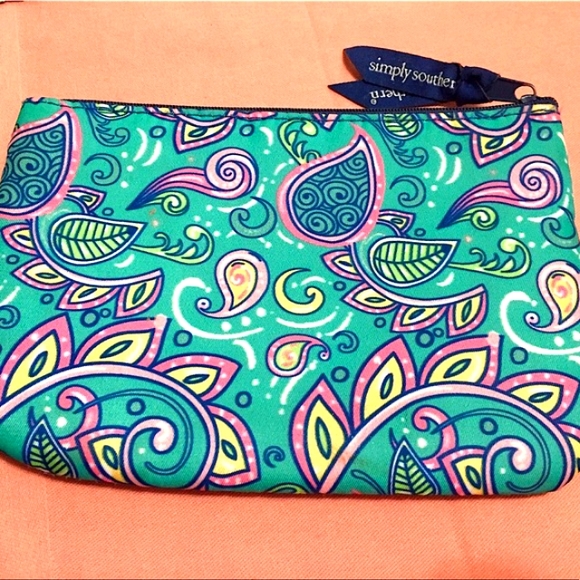 🍑Simply Southern Large Teal Paisley Wristlet🍑 - Picture 2 of 9
